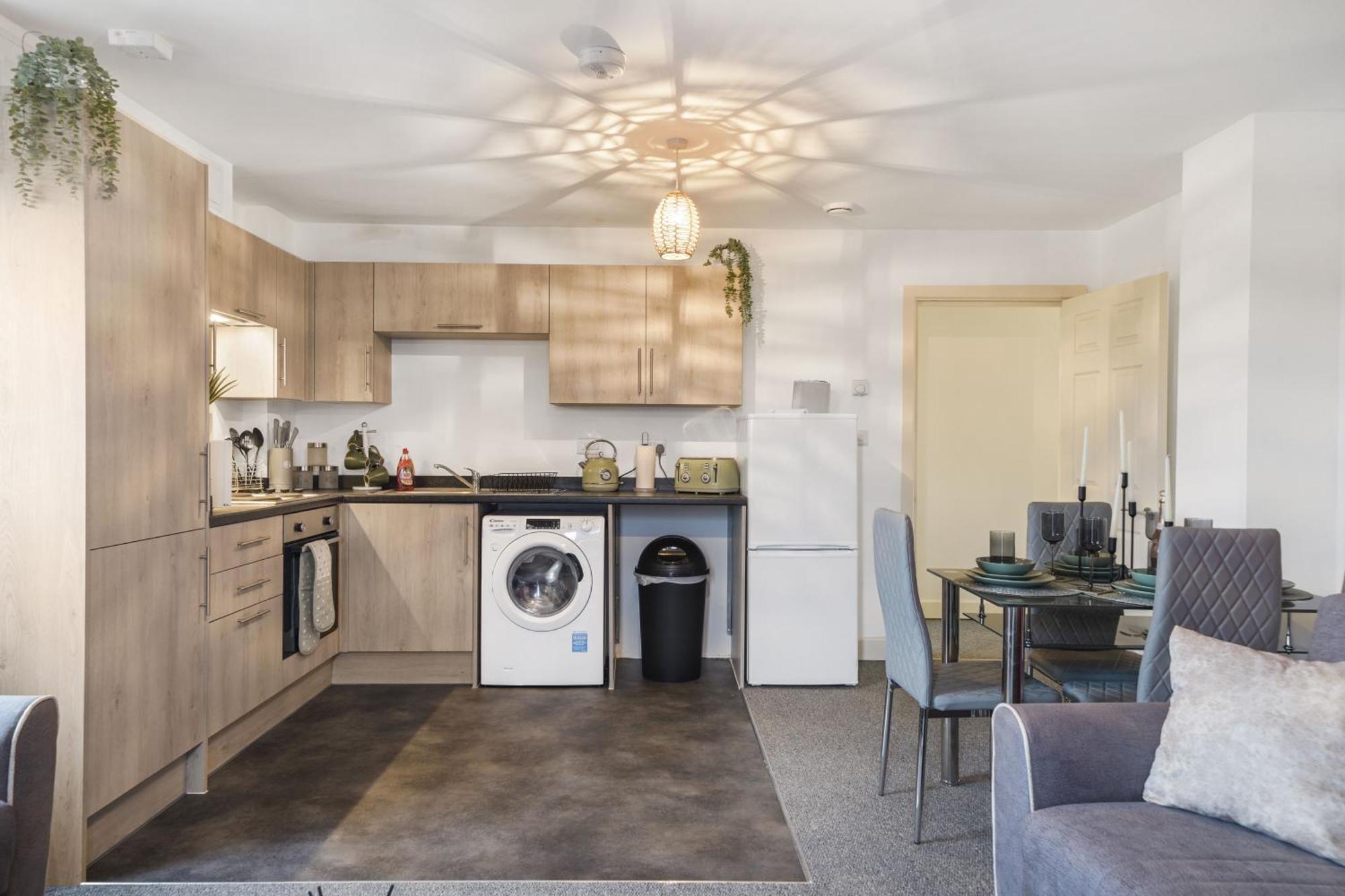 One And Two Bed Apartments Slough Near Heathrow Colnbrook Экстерьер фото
